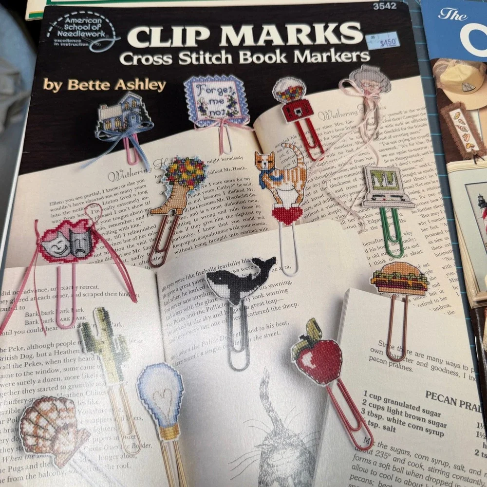 VTG Cross Stitch & Needlepoint Pattern Book Lot Jeanette Crews Leisure Arts